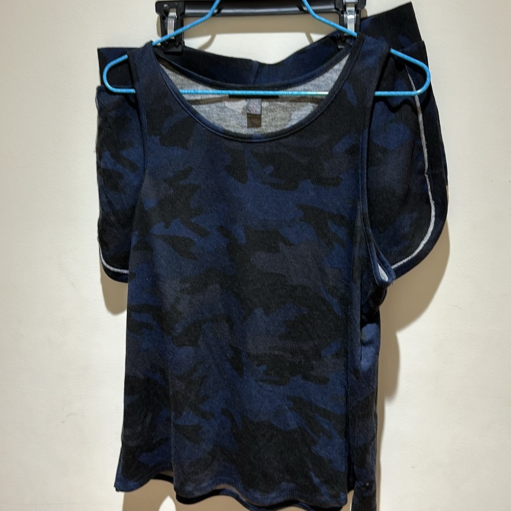 Midnight Bakery black and blue camo sleep set. Shorts and tank top. - Picture 6 of 6